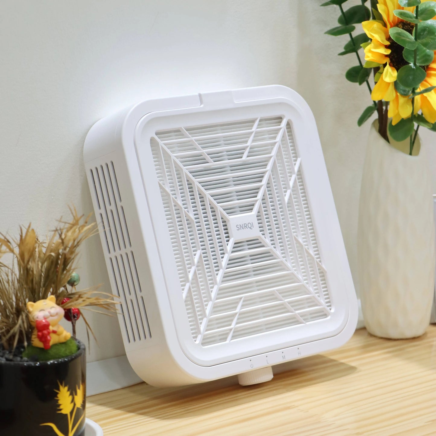 New Arrival Strong Suction White Desktop Electric Nail Dust Collector 120W Professional ABS Material Customized Logo Package 