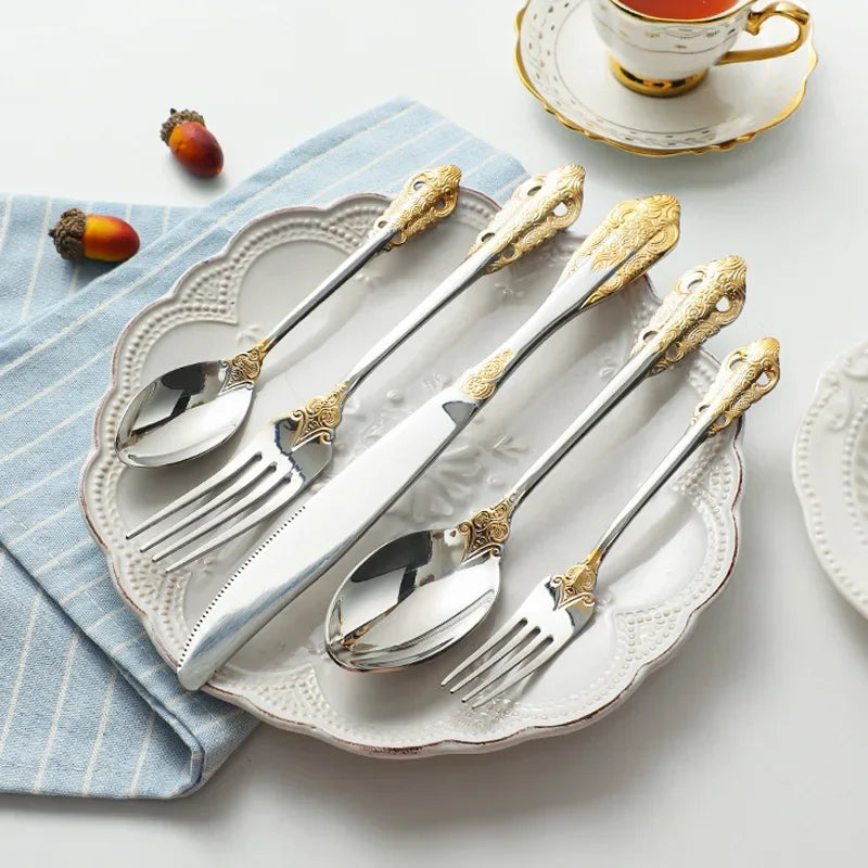 304 Stainless Steel Gold Cutlery Set Vintage Western Dinnerware Luxury Tableware Engraving Forks Knife Spoons Sliverware