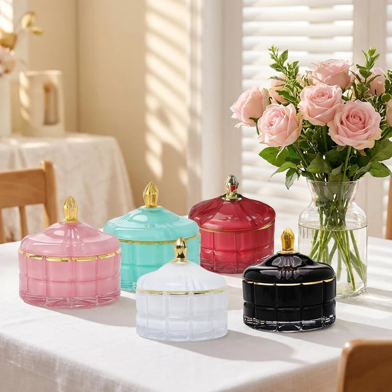 Wholesale GEO Cut White Luxury Wax Cup  Glass Candle Jar with Lid Candy Jar for Christmas Decoration