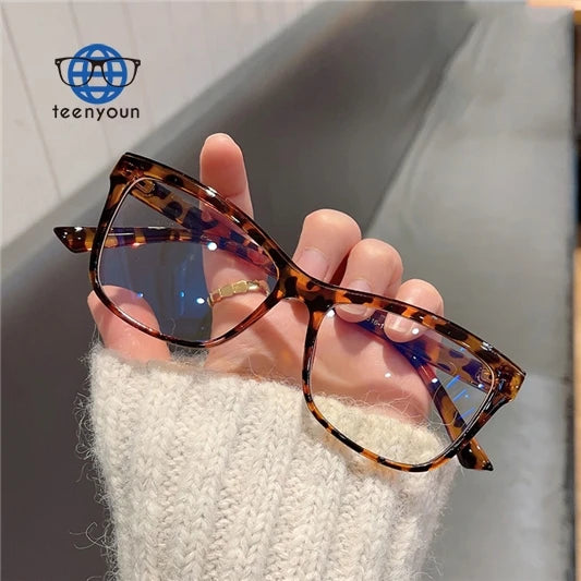 Teenyoun 2024 Hot Sell Square Anti Blue Flat Lens Optical Glasses Women's Ins Progressive Color Eyeglass Frame Wholesale