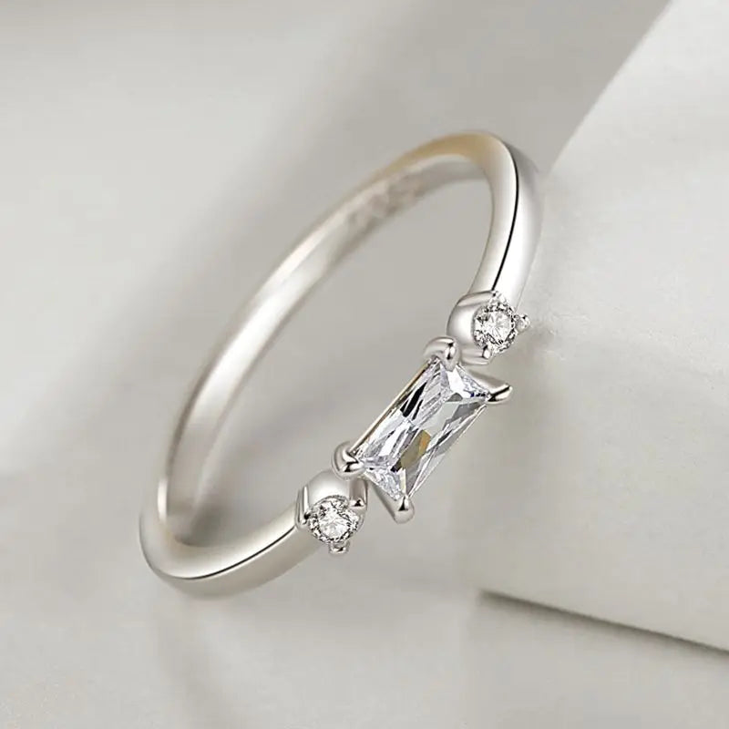 Hot Selling Cheap Wedding Rings Fine Jewelry Cubic Zirconia 925 Sterling Silver Rings Wholesale Jewelry for Women