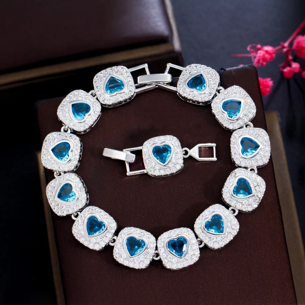Gorgeous AAA Micro Pave Cubic Zirconia Crystal Blue Love Heart Shaped Bracelet Accessories for Women Valentines Day Jewelry G