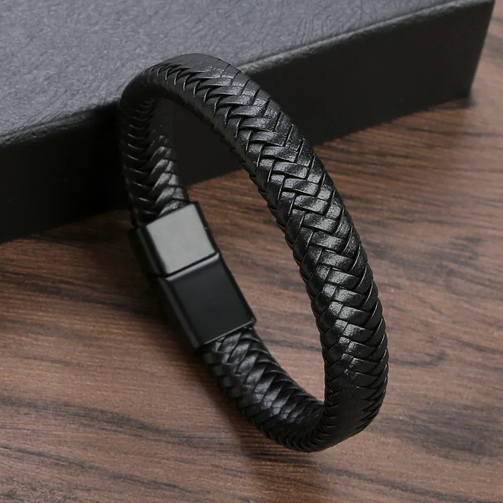 Classic Magnetic-clasp Leather Bracelets for Men Wrap Braided Leather Bracelets Wrist Cuff Bangle 2023 Hot Sale