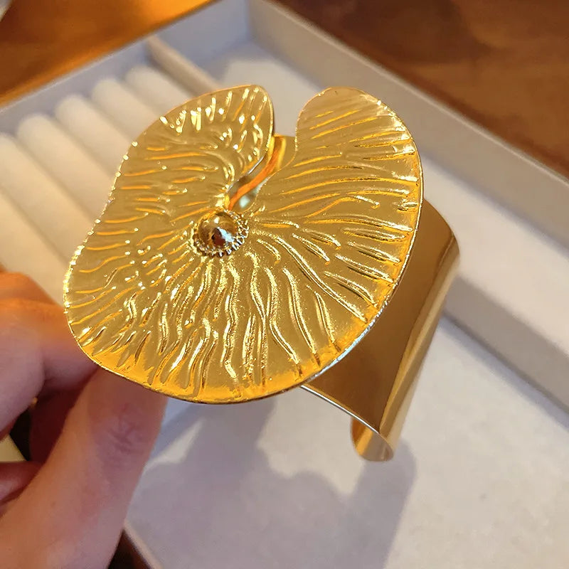 Fashion Jewelry Leaf Cuff Bangle Round Irregular Necklace Choker Collar Design Leaves Gold Plated Bangle Bracelets Wholesale