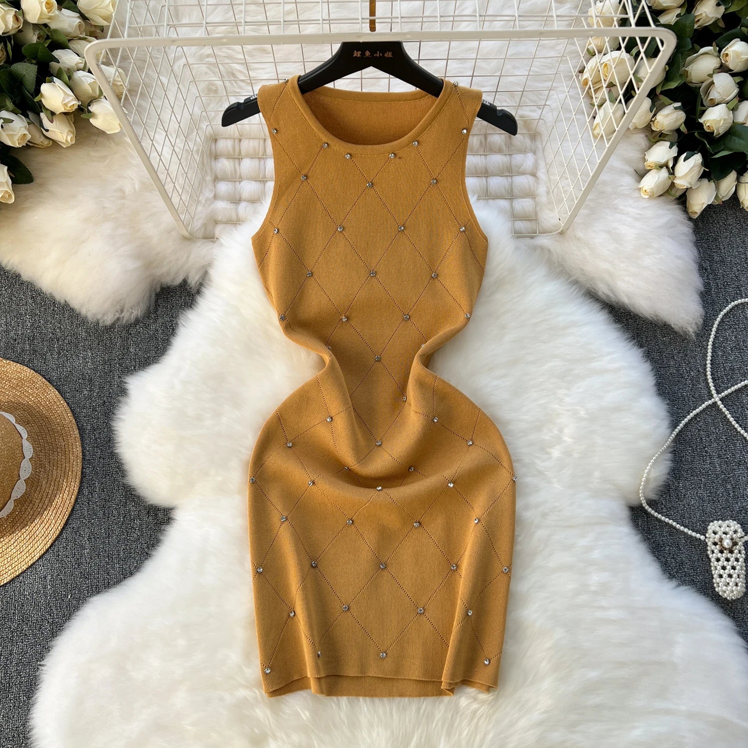 Summer Elegant O-Neck Sun Midi Dress for Women Sleeveless Empire Diamonds Lace Dress Red Black Yellow