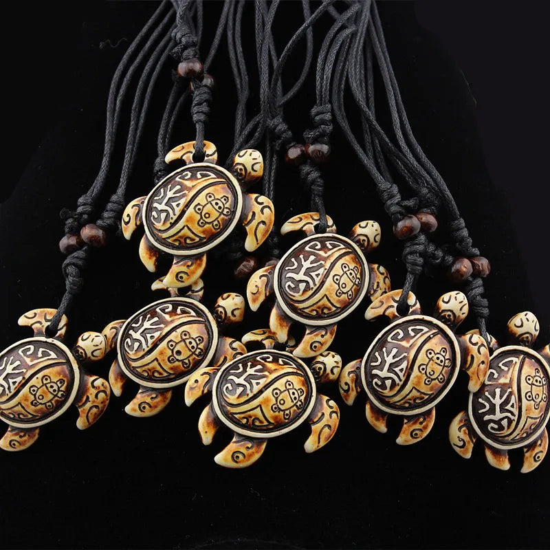 Vintage Maori Tribal Imitate Yak Bone Necklace Fashion Marine Series Handmade Carved Resin Sea Turtle Pendant Necklace for Me