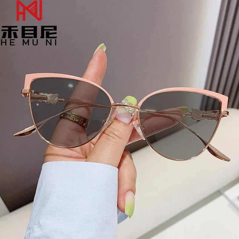 2024 New Model Fashion Cat Eye Photochromic Spectacle Frame Glasses Women Anti Blue Light Blocking Eye Glasses Frame