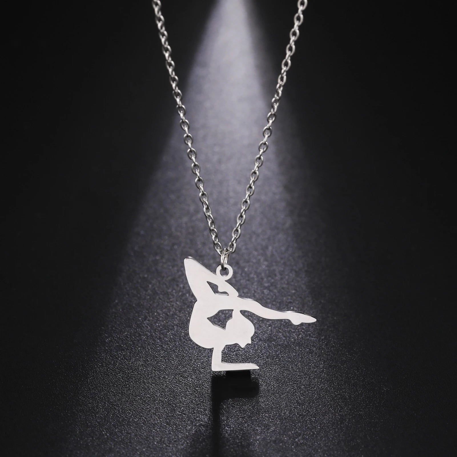 Gymnastic Form Pendant Stainless Steel Necklace Fashion Jewelry Necklaces for Woman