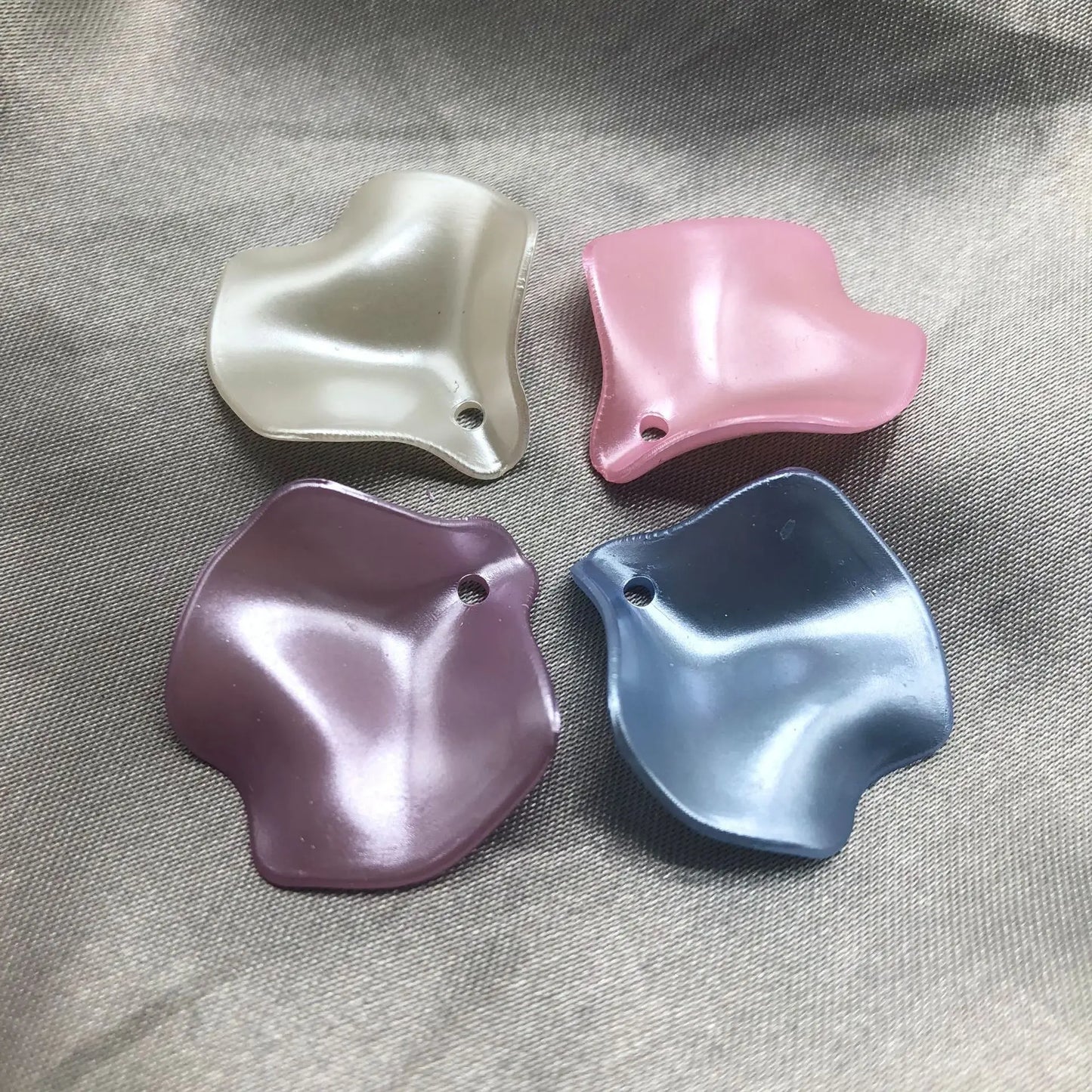 Wholesale Petal Beads Size 15*16MM Acrylic Gold Shell Plastic Loose Beads for Jewelry Hairpin Decoration Making
