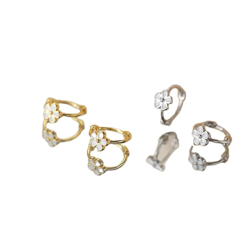 GT 925 Sterling Silver Plated Earrings Small Daisy Flower Huggie Earrings for Women Jewelry