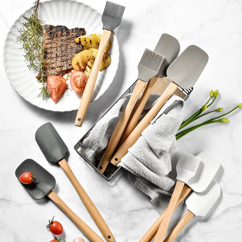 3-Piece Khaki Silicone Baking & Pastry Tools Set Includes Scraper Oil Brush and Cake Cream Spatula with Wooden Handle