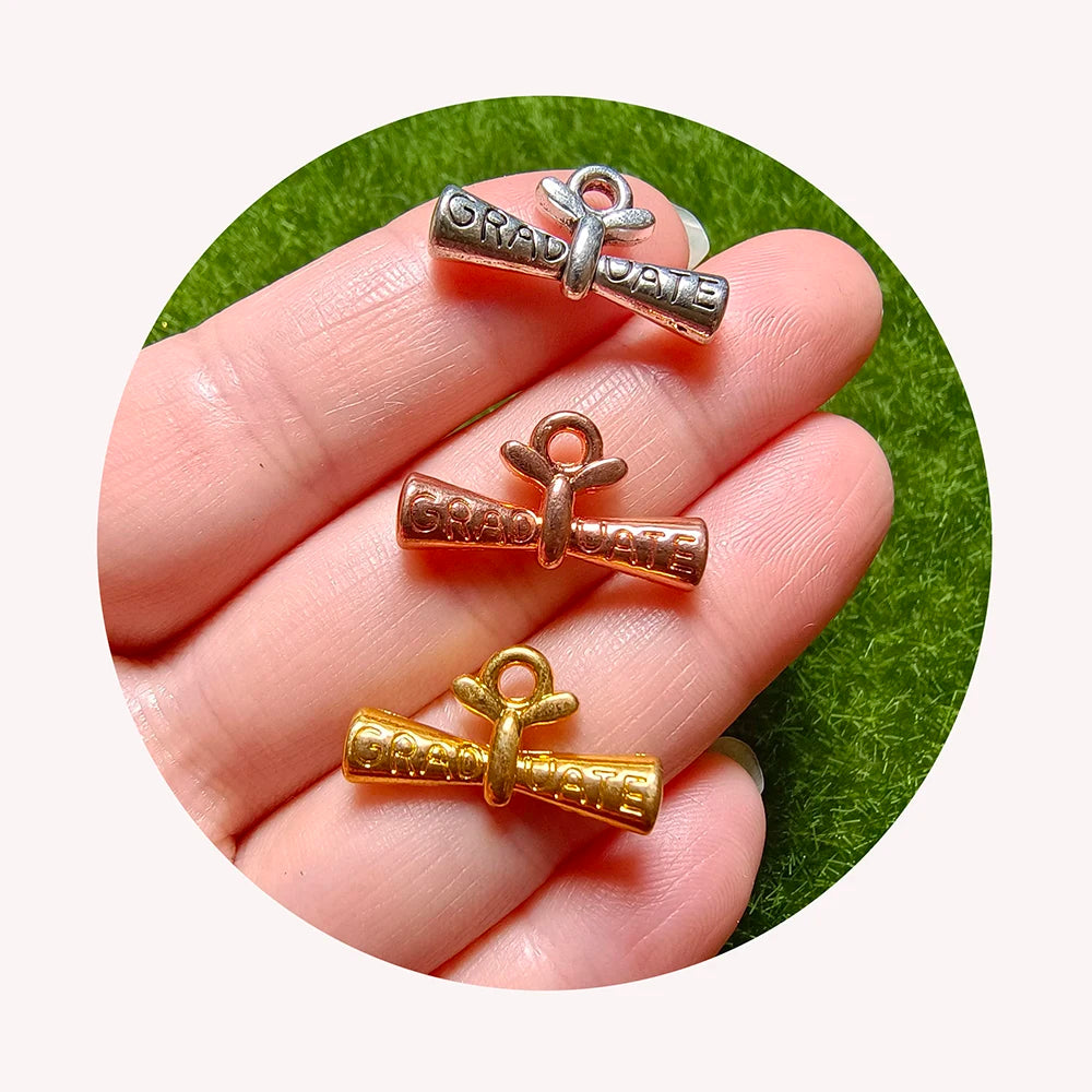 Antique Silver/Copper Scroll Shape Graduation Themed Zinic Alloy Metal Pendant Charms for Keychain Bracelet Necklaces Jewelry