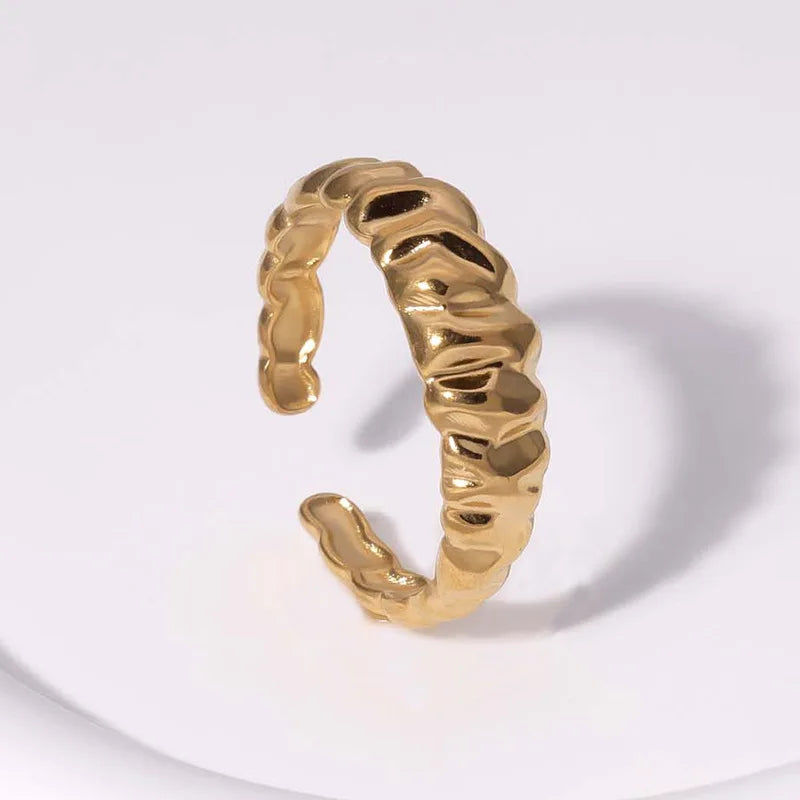 Beimai OEM Ring Irregular Pattern Gold-plated Stainless Steel Women's Ring