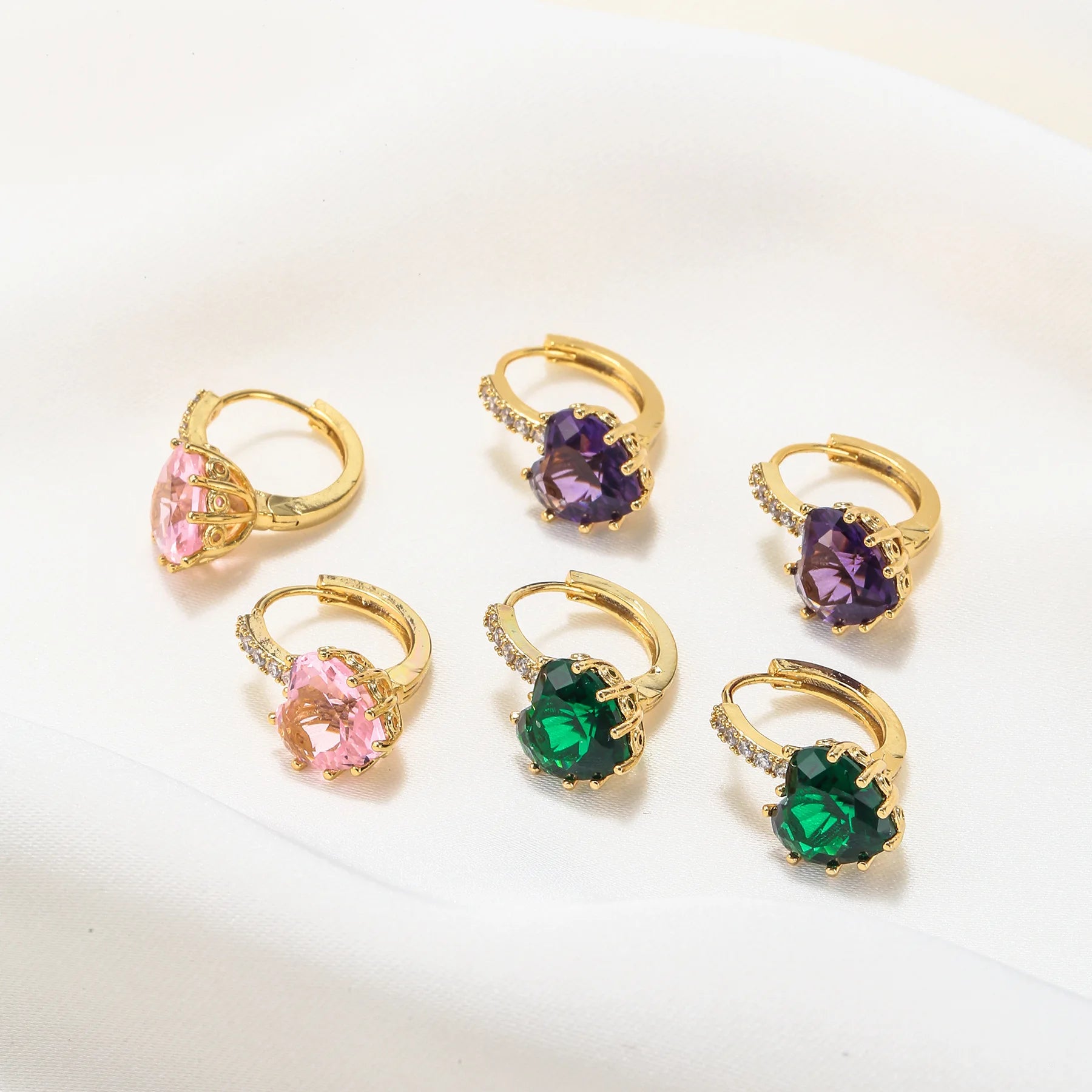 Korean Fashion Love Colored Zircon Hoop Huggie Earring Cuff Women Luxury Jewelry 18k Gold Plating Diamond Heart Shaped Earrin
