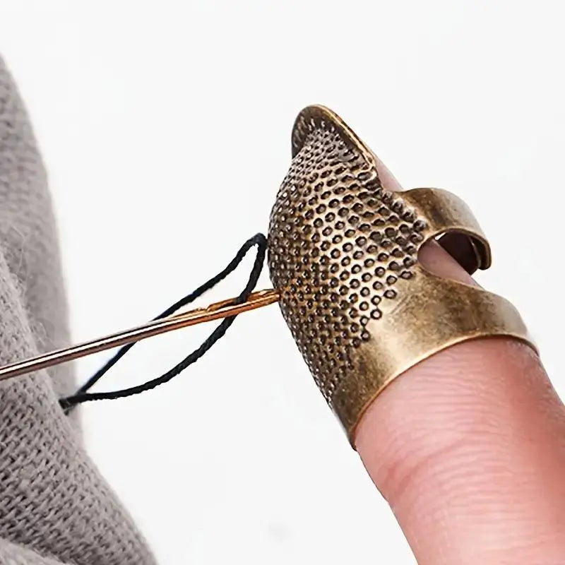 Set of 2 Antique Bronze Vintage Sewing Thimbles Environmental Friendly Metal Sewing Accessories for Garment & Craft Use