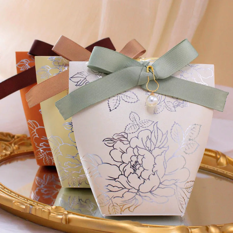 CSMD Chinese Manufacturers Wholesale Cheap Price Paper Material Beige Color Empty Souvenirs Wedding Sweets Box for Party Cand