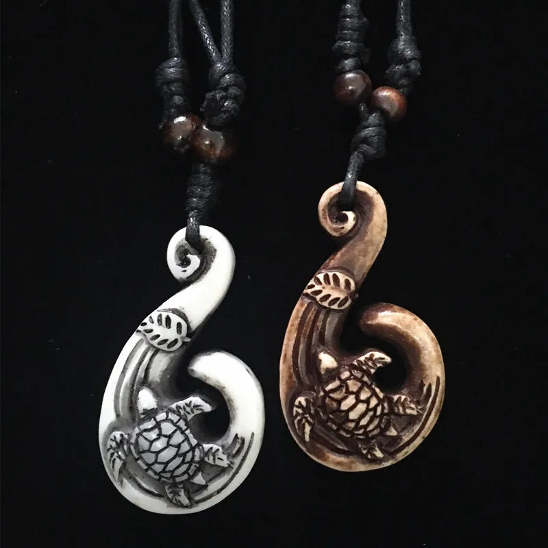 Hot Selling Imitate Bone Maori Fish Hook Necklace Fashion Marine Series Resin Carved Leaf Sea Turtle Wave Pendant Necklaces M