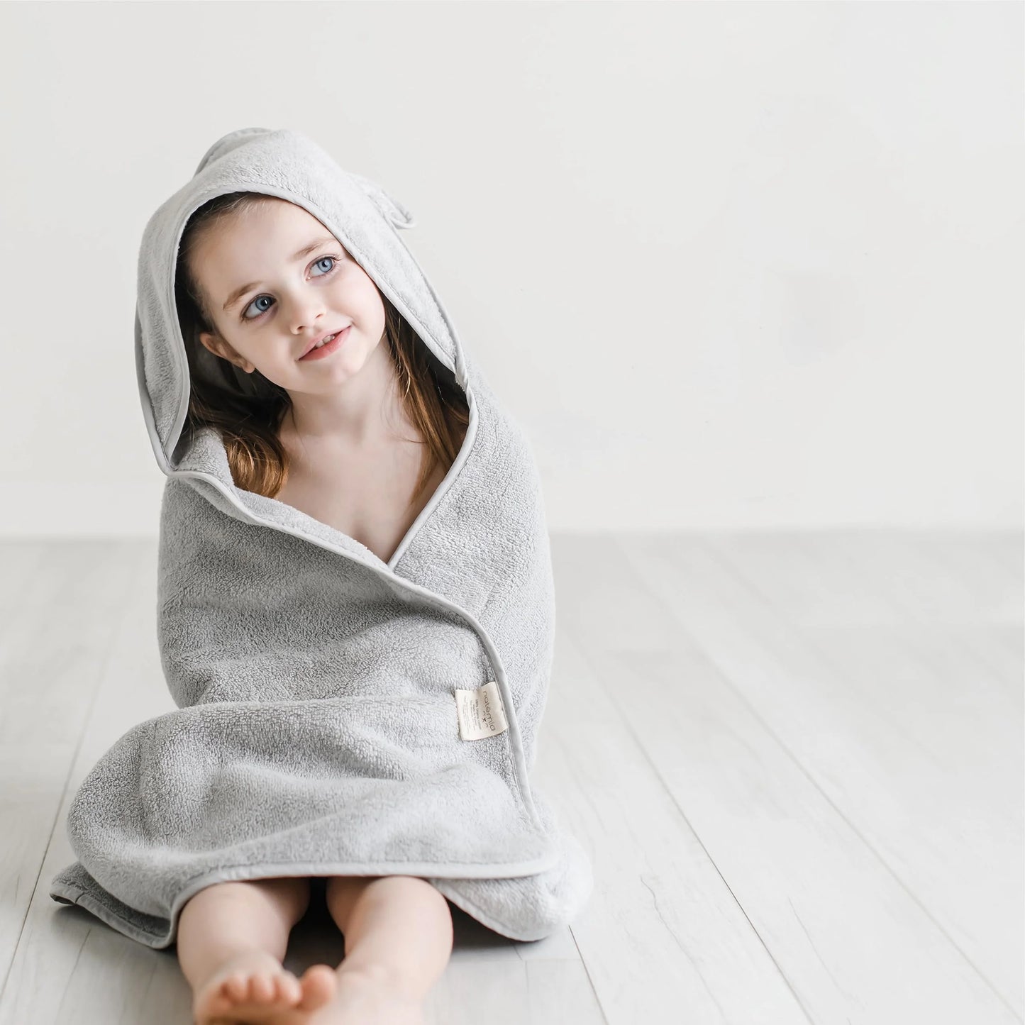 2024 New Style Wholesale Kids Poncho Hooded Towel 100% Cotton Quick Dry Absorbent Hypoallergenic for 0-4 Years Bathroom Use