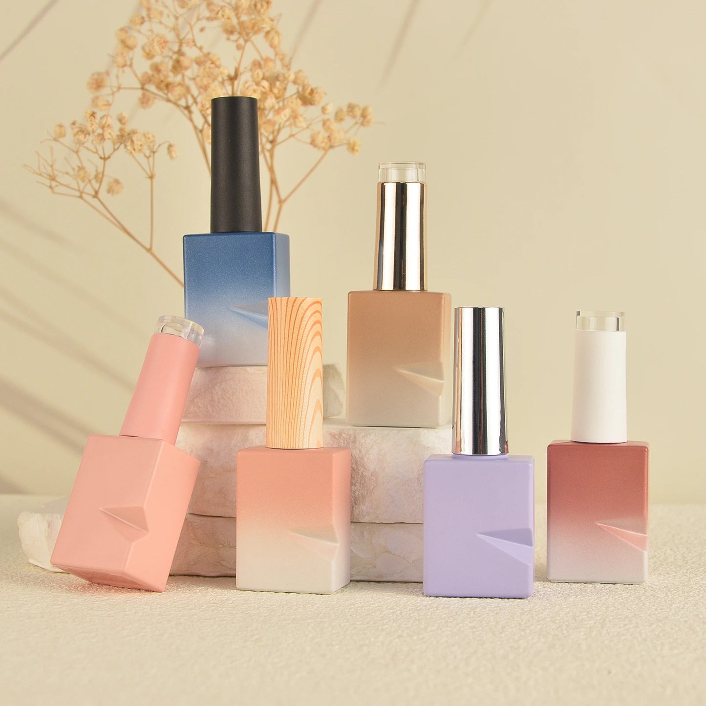Stock Empty Varnish Top Coat Bottle Unique Design Color Coat Uv Gel Nail Glass Bottle Gel Polish Bottle WIth Silver Pp Cap Br