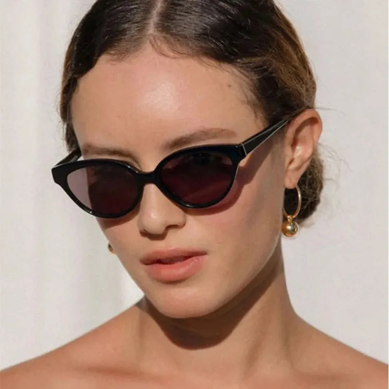 Hot Sale Travel Rectangle Fashion Designer Cat Eye Shades PC Small Frame Square Sunglasses Women UV400