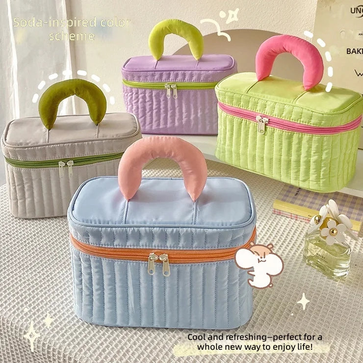 Luxury Custom Logo Waterproof Nylon Cotton Padded Quilted Puffer Puffy Large Capacity Cosmetic Bag Travel Makeup Storage Bags