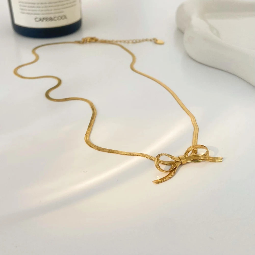 Stainless Steel Plated 18K Gold Necklace Fashion Jewelry 2026 Bow Shaped Blade Chain Necklace for Girl
