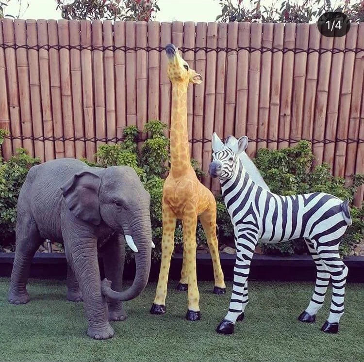 Resin Crafts Fiberglass Life Size Cartoon Safari Animal Elephant Giraffe tiger Hippo Camel Sculptures Statues for Garden Deco