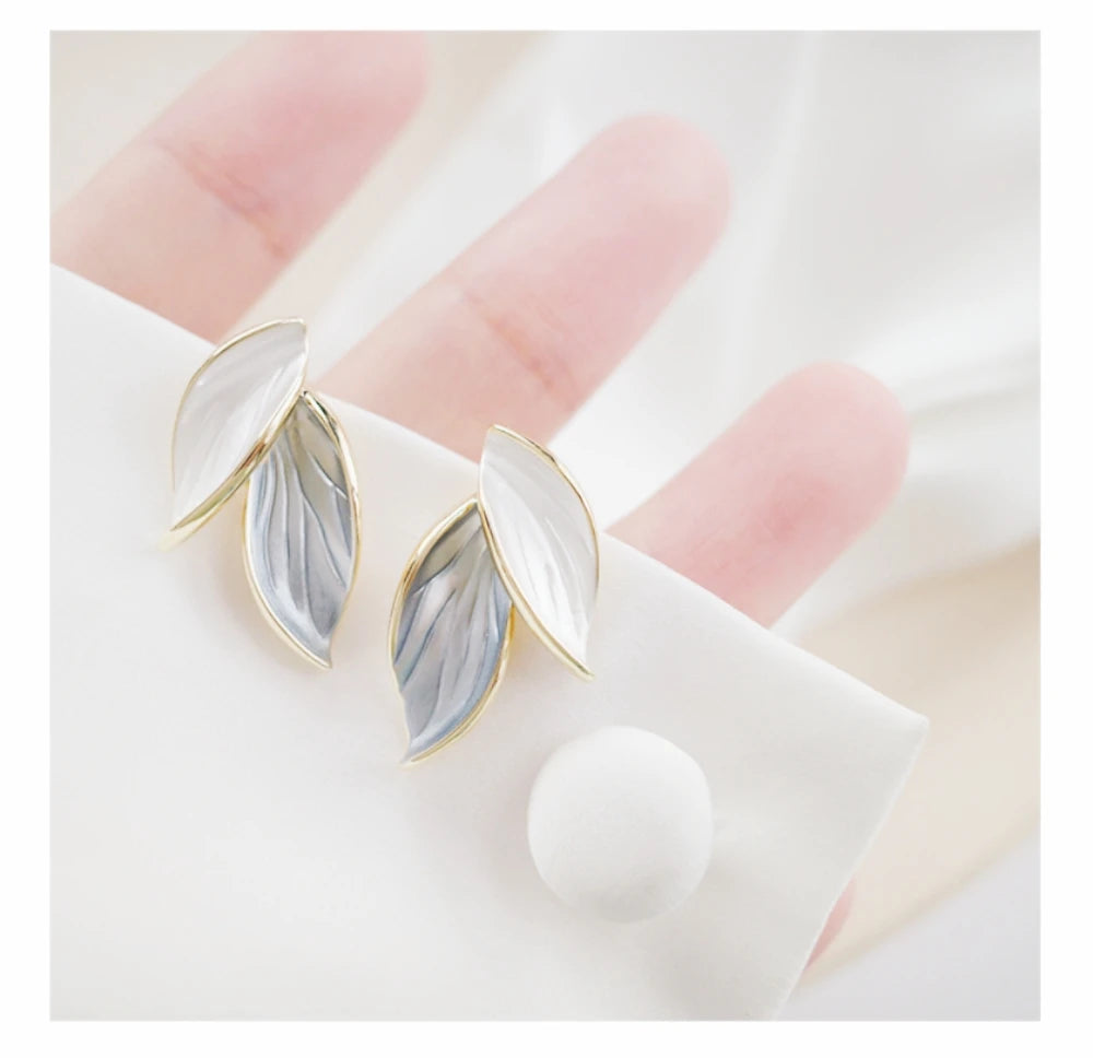 New Arrival Metal Trendy Summer Fresh Sweet Leaf Dangle Earrings for Women