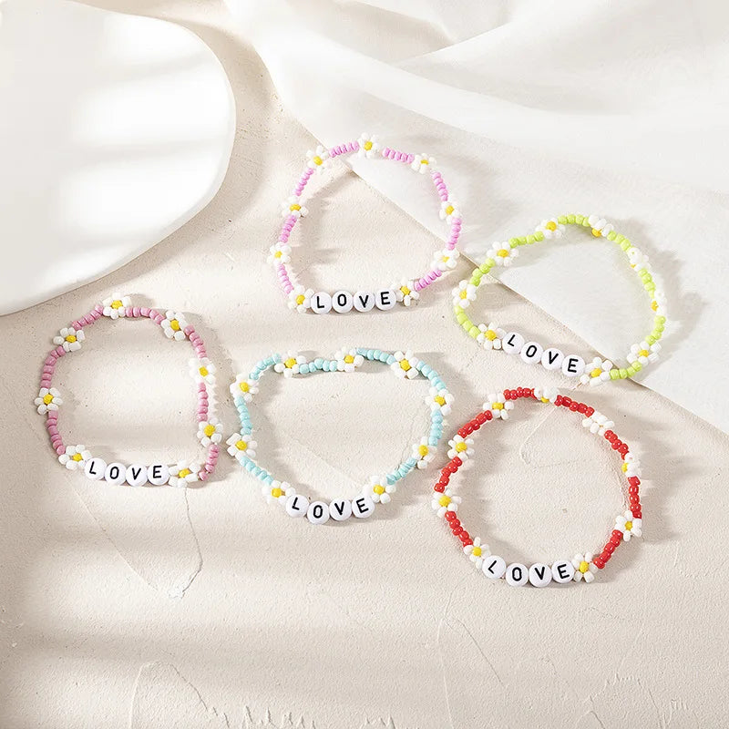 INS Style Small Fresh Daisy Rice Bead Chain Bohemian Bracelet Beaded Bracelets for Women