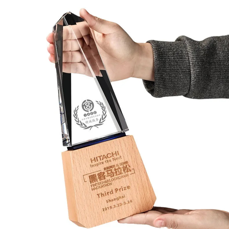 Wholesale Custom Logo Solid Wood Crystal Trophy High Quality Promotion Laser Engraved Sport Award Crystal Trophy With Wood Ba