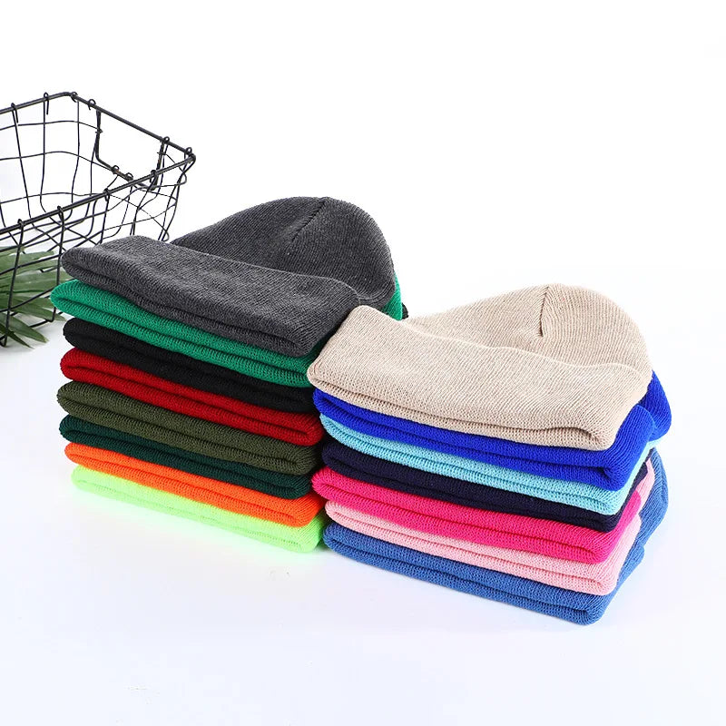Cheap Custom logo Women Men  Acrylic Knitted Hat Unisex Fashion Street Wear Skully Beanie Winter Hats