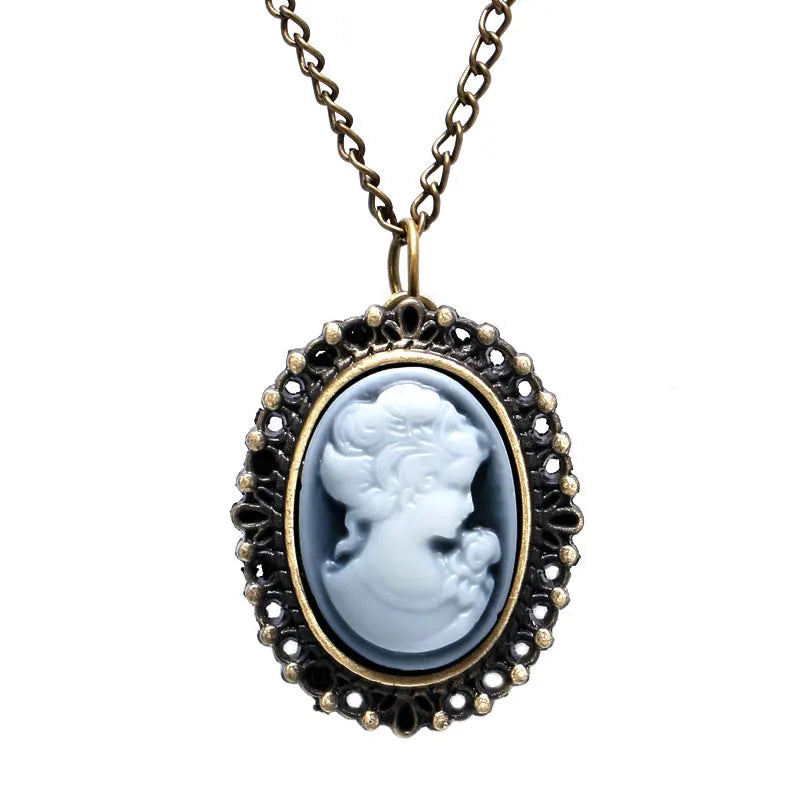 Antique Oval Pocket Watch for Women Vintage Victorian Cameo Locket Necklace Pendant with Chain Gift for Her Birthday Christma