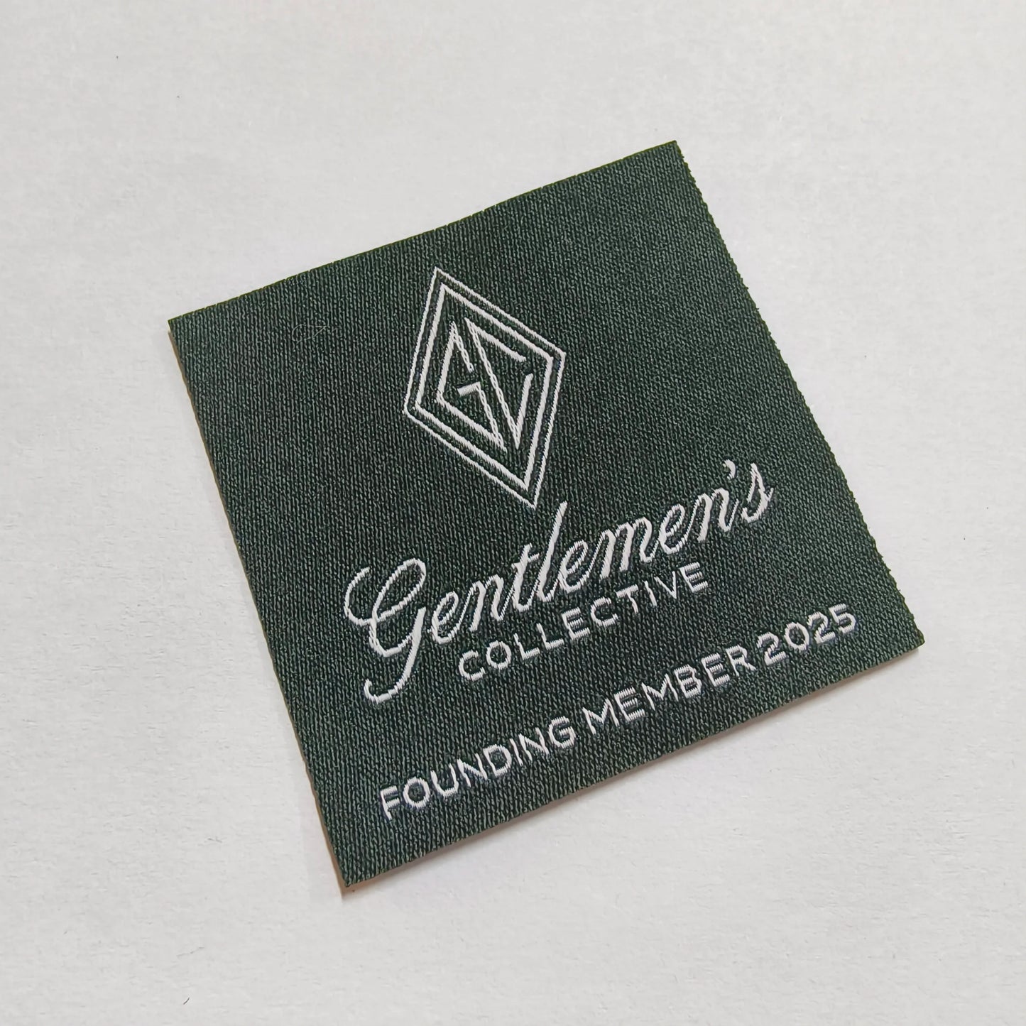 YH-BL-W001 Custom Barcode Thermal Neck Skincare Black Clothing Tags Textile  Labels Woven Garment Private Label