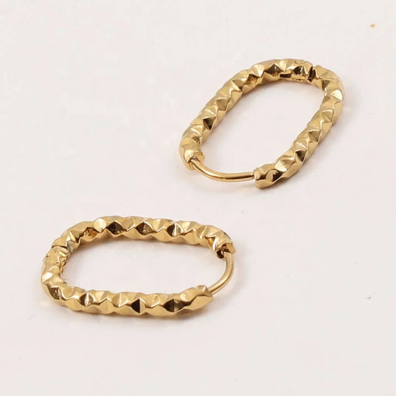Hypoallergenic 18k Gold Plated Stainless Steel Women Simple Design Trendy Jewelry U Shape Huggie Earrings