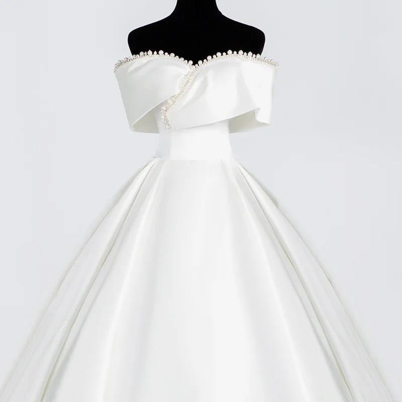 2026 New Design Pure Color Sleeveless Ball Gown Wedding Dresses Bridal Fashion Sweep Train Bride Gown