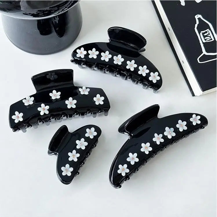 Yi YHJ Women's Customize Hair Accessories Delicate Flowers With Diamonds Acetate Claw Clips Hair Claw for Woman Wholesale
