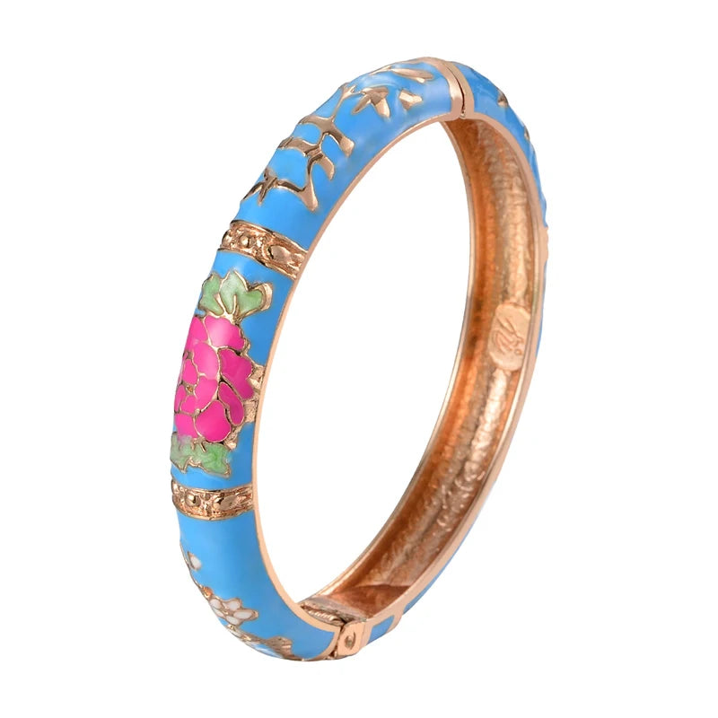 Bangle Display Love Bangle Luxury Bangles for Women Classic Style Jewelry Bracelets Metalwork Art Unique Design Jewelry Brace