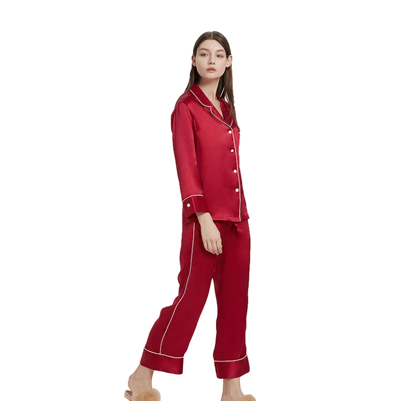 Hot Sale V-Neck Hypo-Allergenic Customized Printed Durable 100% Silk Pajama for Women