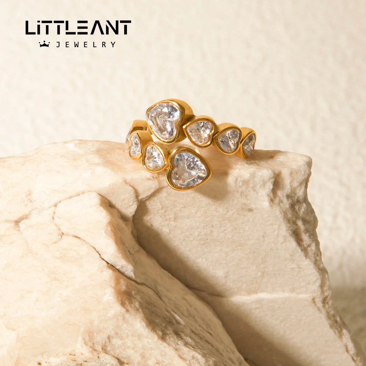 New Fine Resizable 316L Stainless Steel Gold Coated Heart Ring for Mother's Day Zircon Jewelry