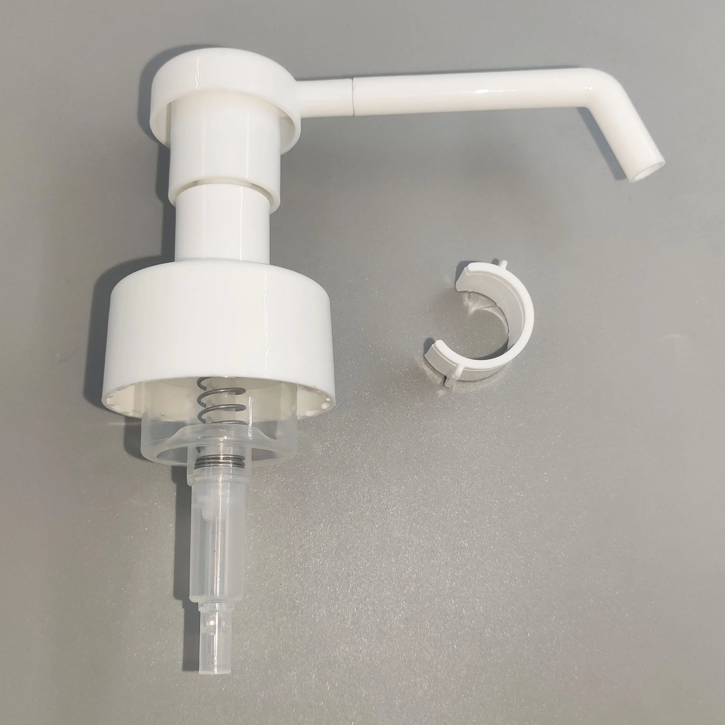 Chinese Factory 45mm White Color Foam Soap Dispenser Bottle Foaming Hand Pump for Pet Foam Pump Bottle