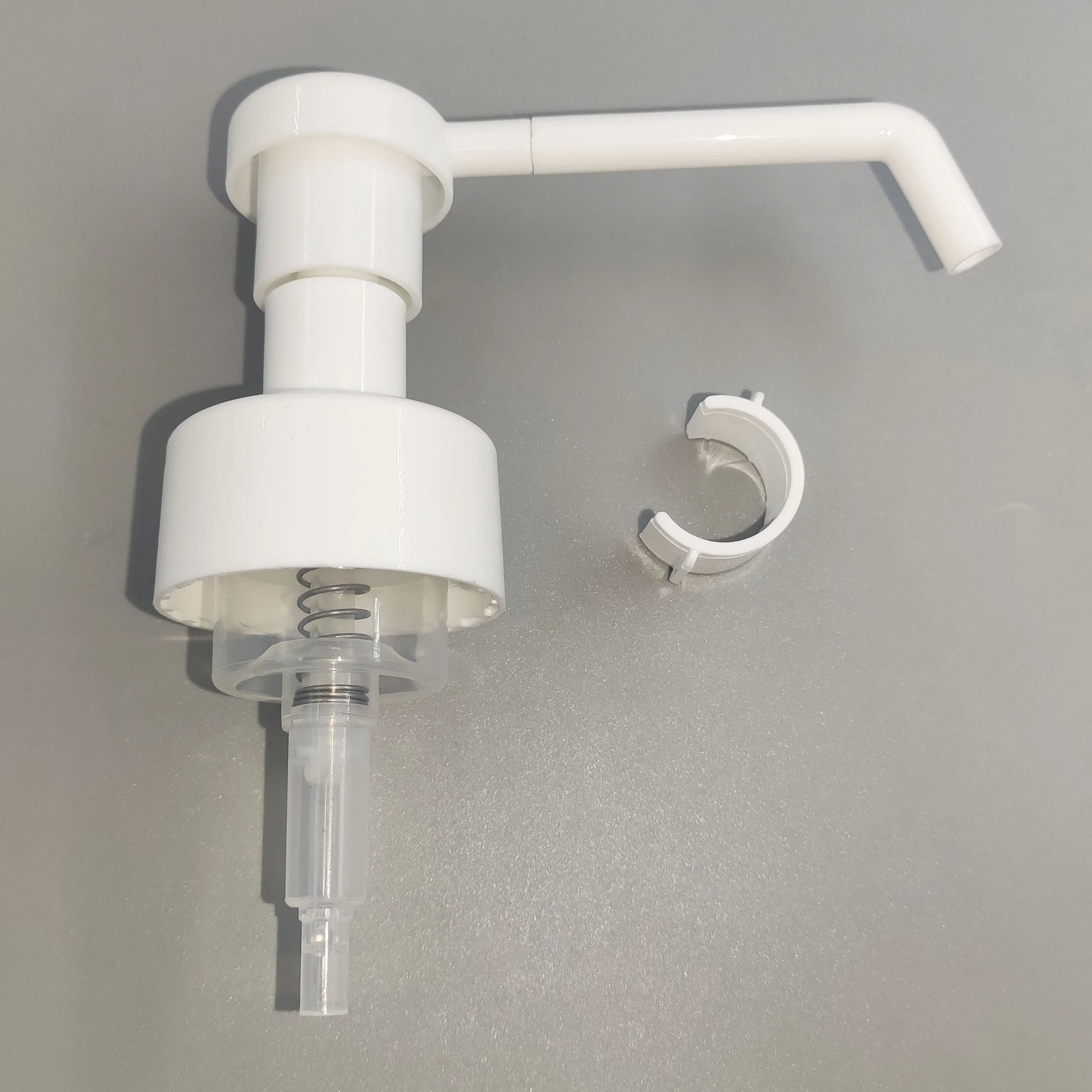 Chinese Factory 45mm White Color Foam Soap Dispenser Bottle Foaming Hand Pump for Pet Foam Pump Bottle