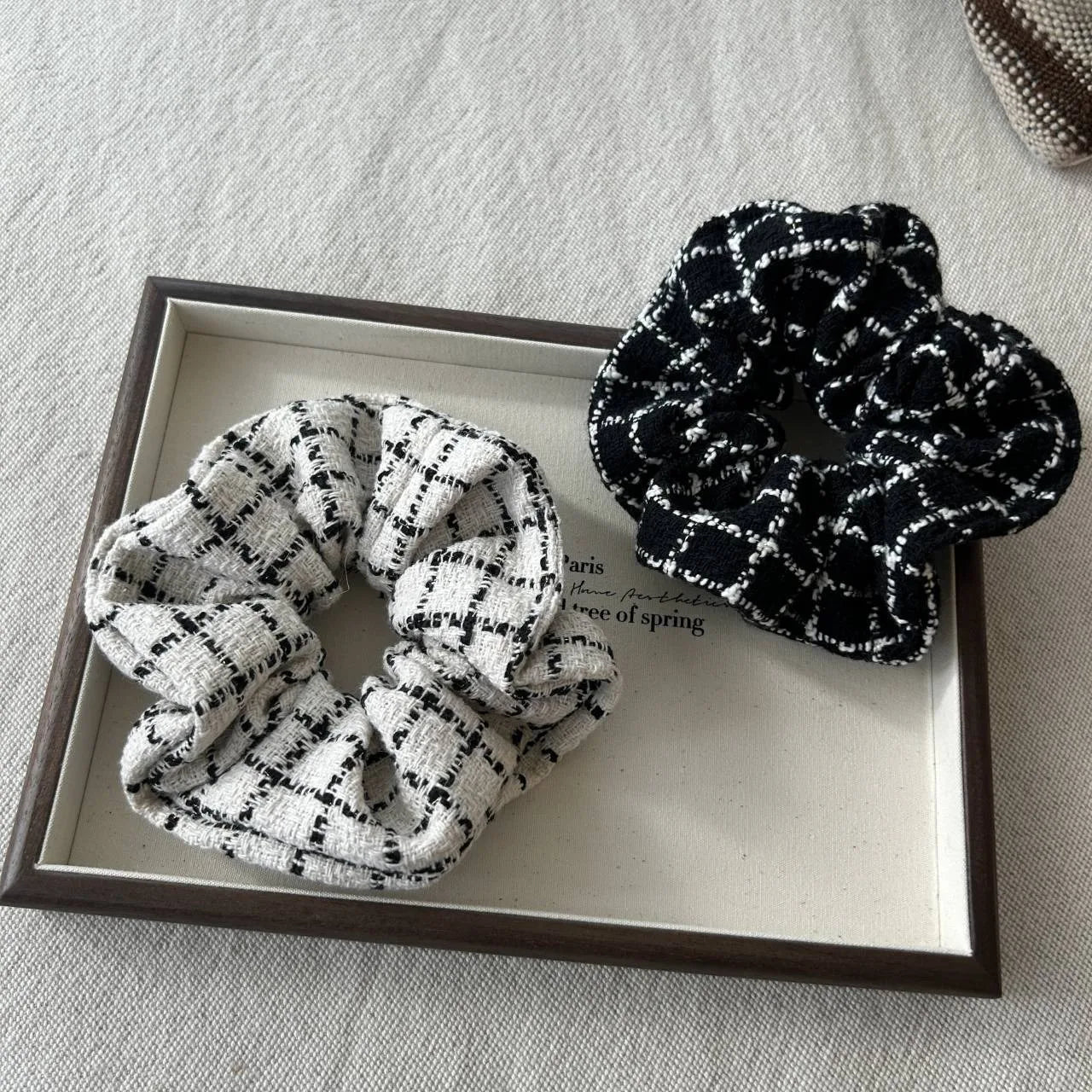 Wholesale Light Luxury Style Korean Designer Hair Ties Band Girls Hair Scrunchies Hair Accessories for Women