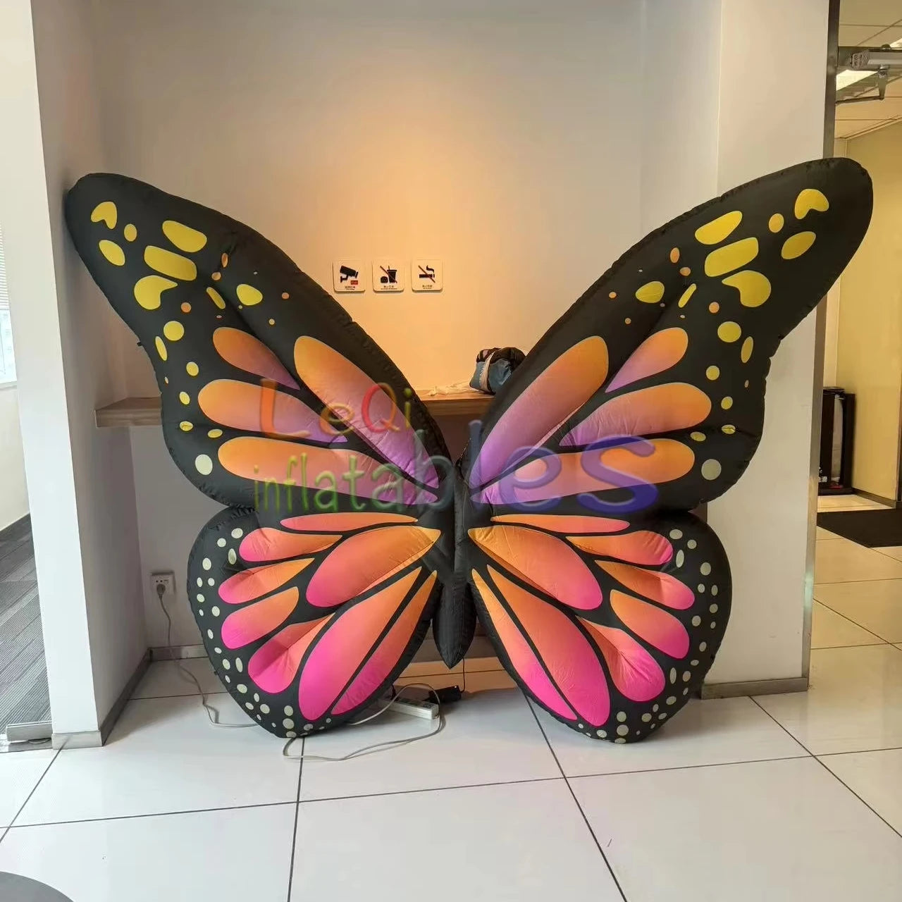 Customized Design Ceiling Hanging Inflatable butterfly Model Giant Blow up butterfly for Stage Decoration