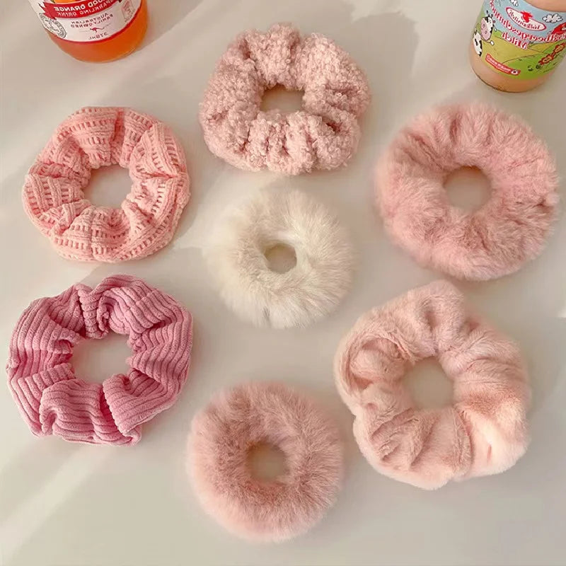 Wholesale New Arrival Fashion Flannel Korean Women pink Large Soft Fluffy Hair Scrunchies Sweet Cute Hair Ties  Hair Accessor