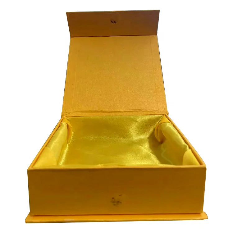 Custom Size Luxury Brand Paper Flap Open Magnetic Closure Hair Wig Packaging Box With Satin Insert