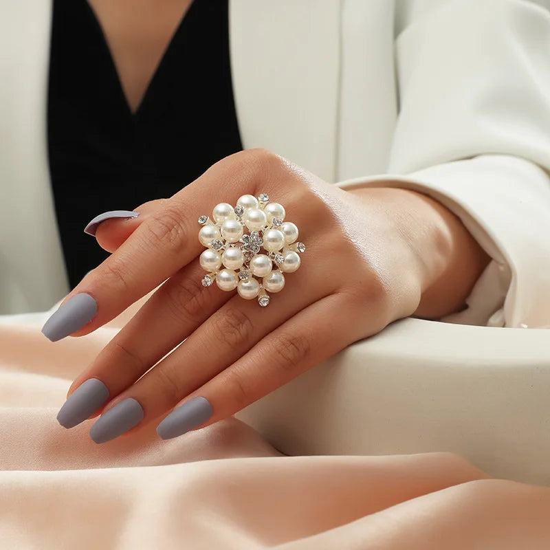2025 Trendy Personal Unique Luxurious Adjustable Opening Chunky Rings Diamond Rings Pearl Rings for Women