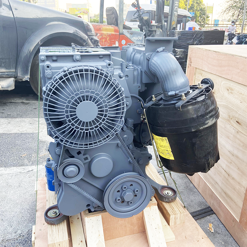 Construction Machinery Parts DEUTZ F2L1011 Engine