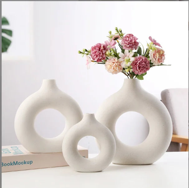White Ceramic  Modern Home Round Matte Pampas Flower Vases Minimalist Wedding Dinner Living Room Office Table Decorative Vase