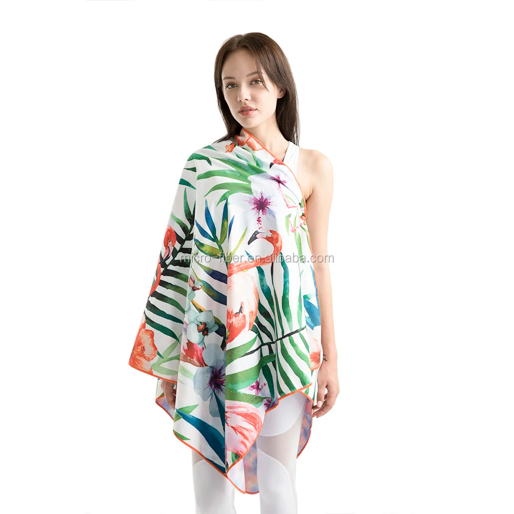 UltraFiber Wearable Shore Wrap: Premium Microfiber Beach Towel Poncho for Stylish Convenience and Personalization