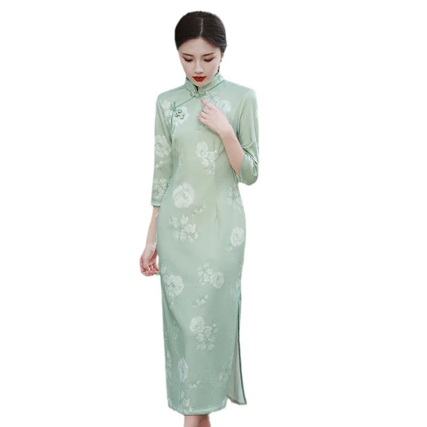 Factory Spring Retro Fresh Green Cheap Price Cheongsam Women Ladies Chinese Traditional Clothes 2025 Summer Dresses for Women